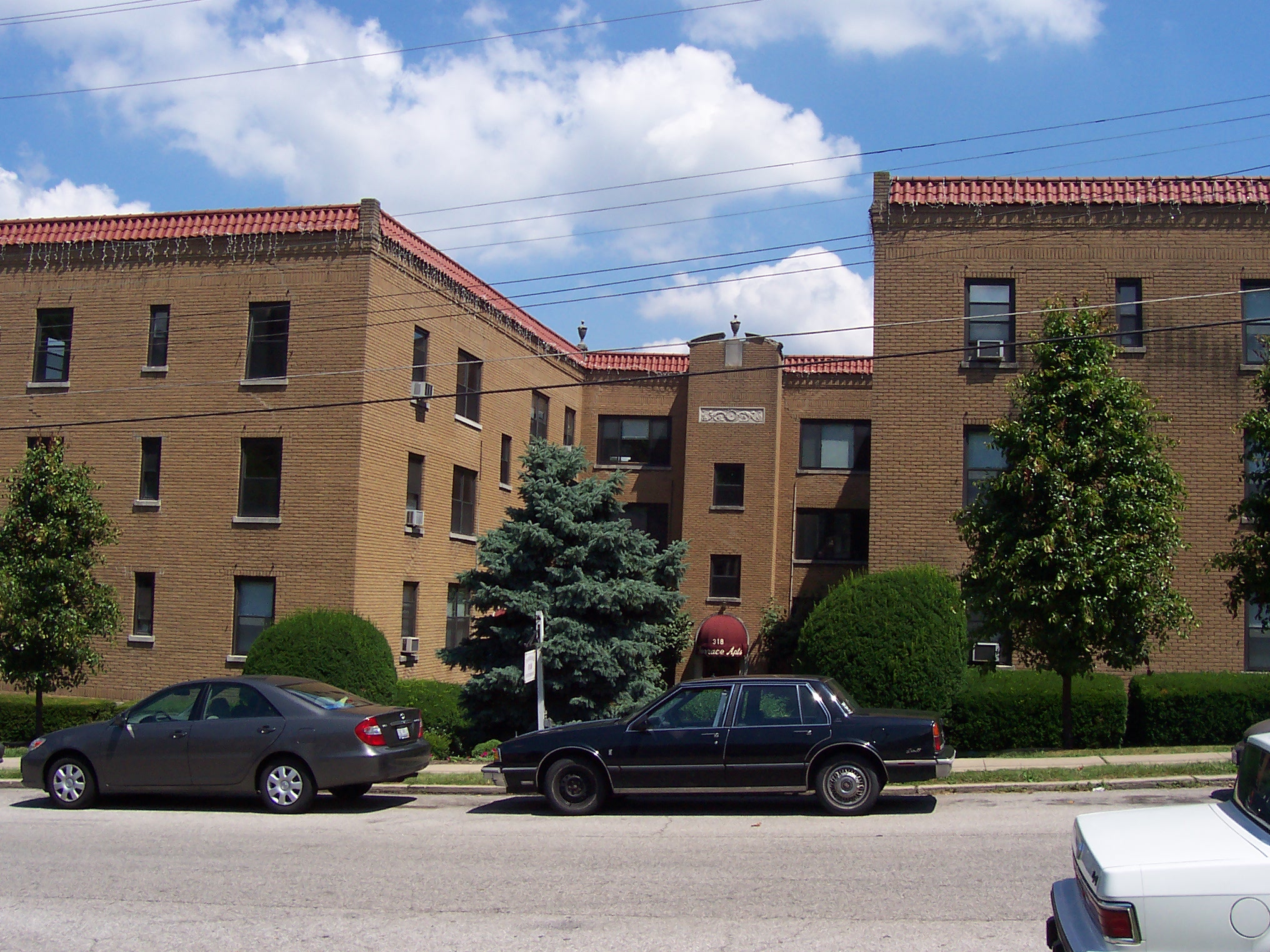318 Terrace Ave Apt 4